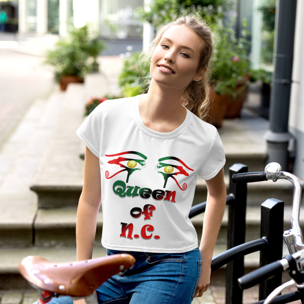 Color White Queen of NC All-Over Print Crop  tee 2